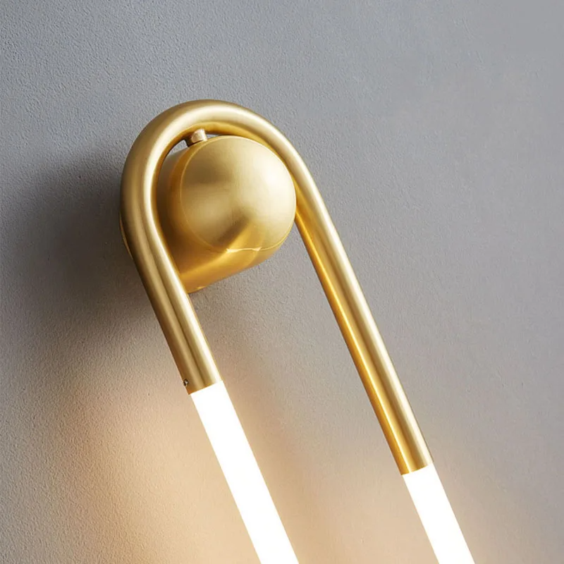 Viveka - Minimalist U-Shaped Wall Lamp