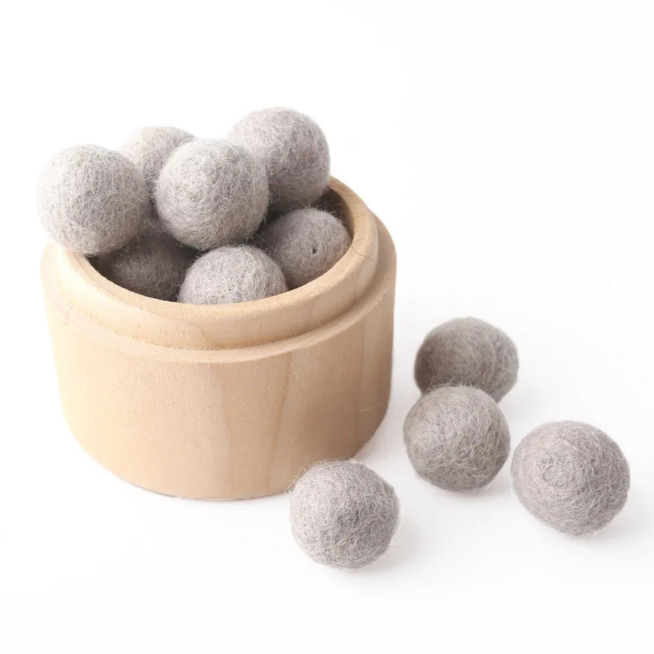 Mitra - 200pc 20mm Wool Felt Balls