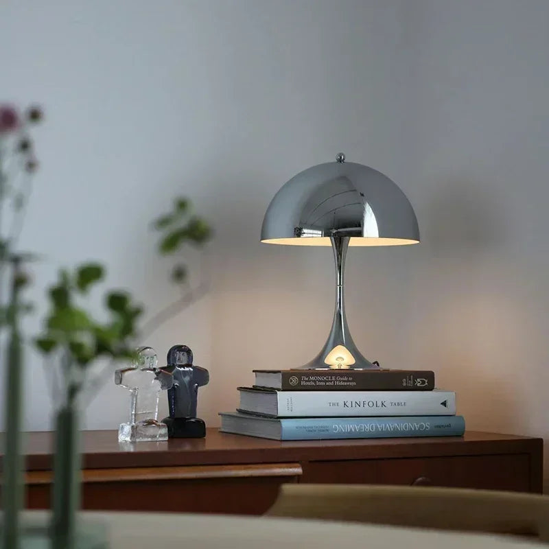 Modern Simple Italian Design Lamp for Living Room