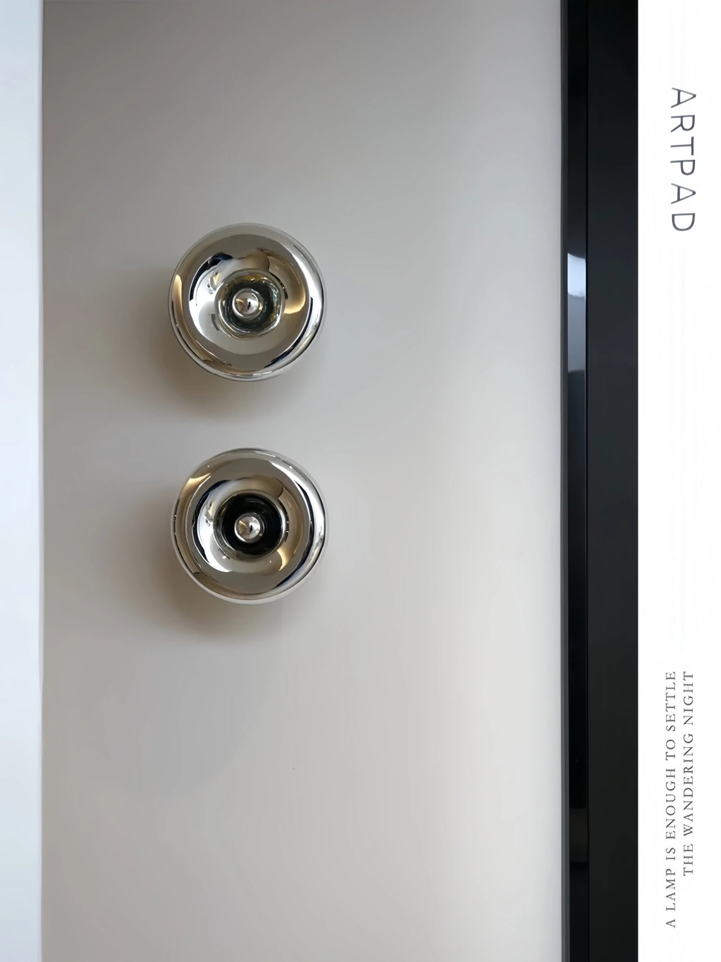 Mura - Modern Sculptural Lava Glass Wall Sconces