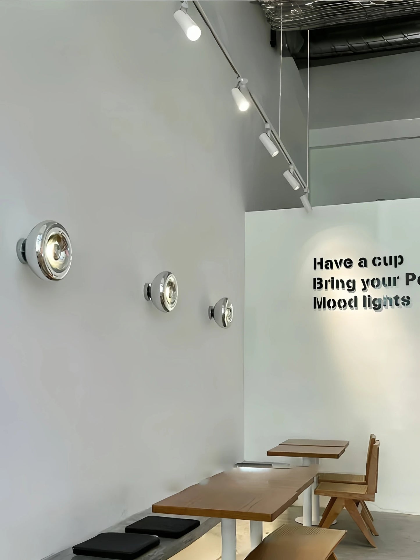 Mura - Modern Sculptural Lava Glass Wall Sconces