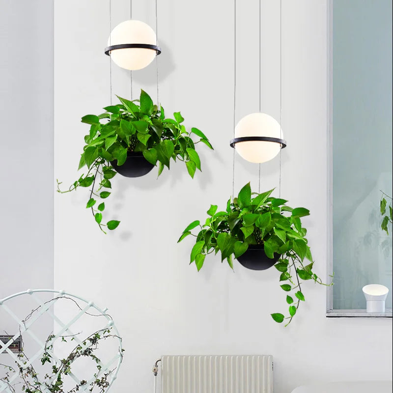 Grønhaven Nordic Hanging Planter Light