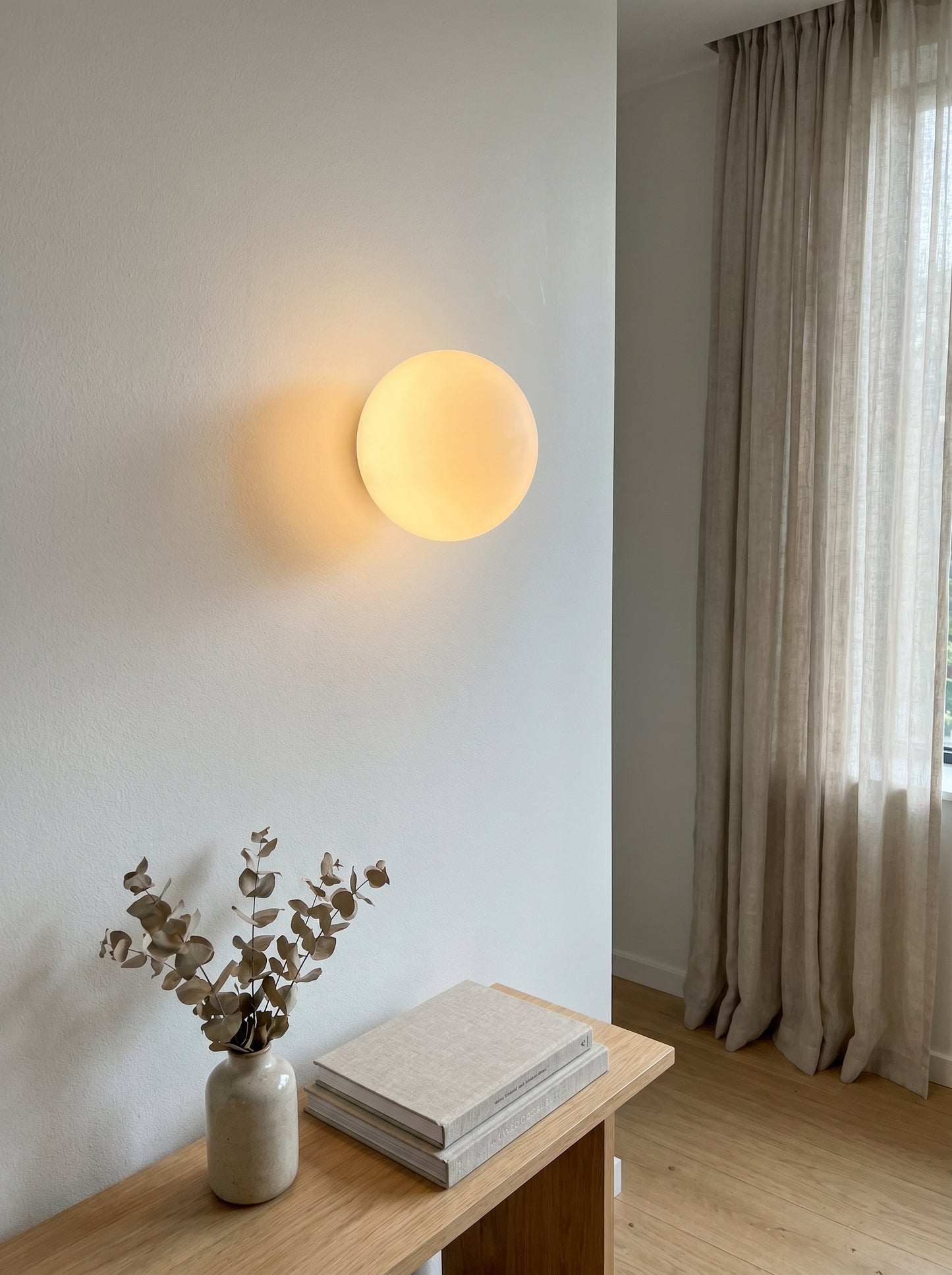 Vimala: Bauhaus Glass Wall Lamp